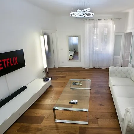 Via Garibaldi - Pearl In Downtown Apartman *