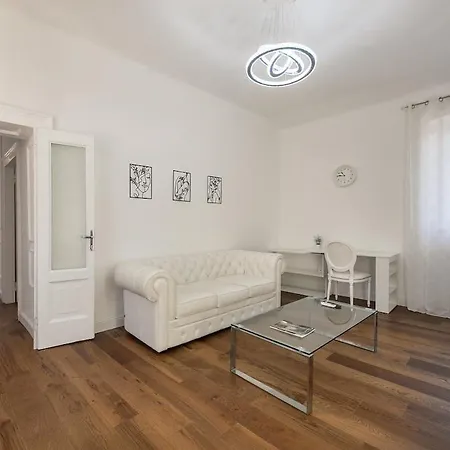 Apartman Via Garibaldi - Pearl In Downtown *